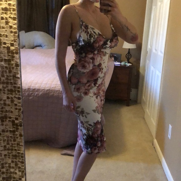 Floral dress - Picture 2 of 3